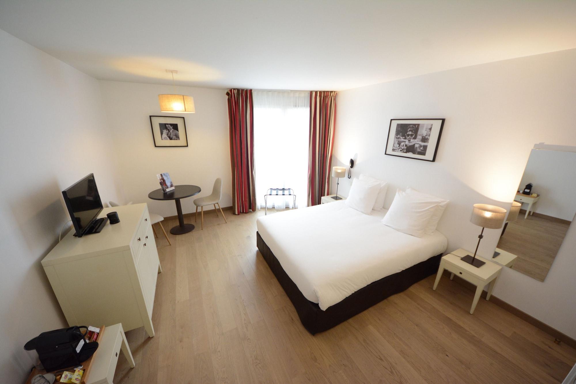 Hotel Cerise Chatou Exterior photo